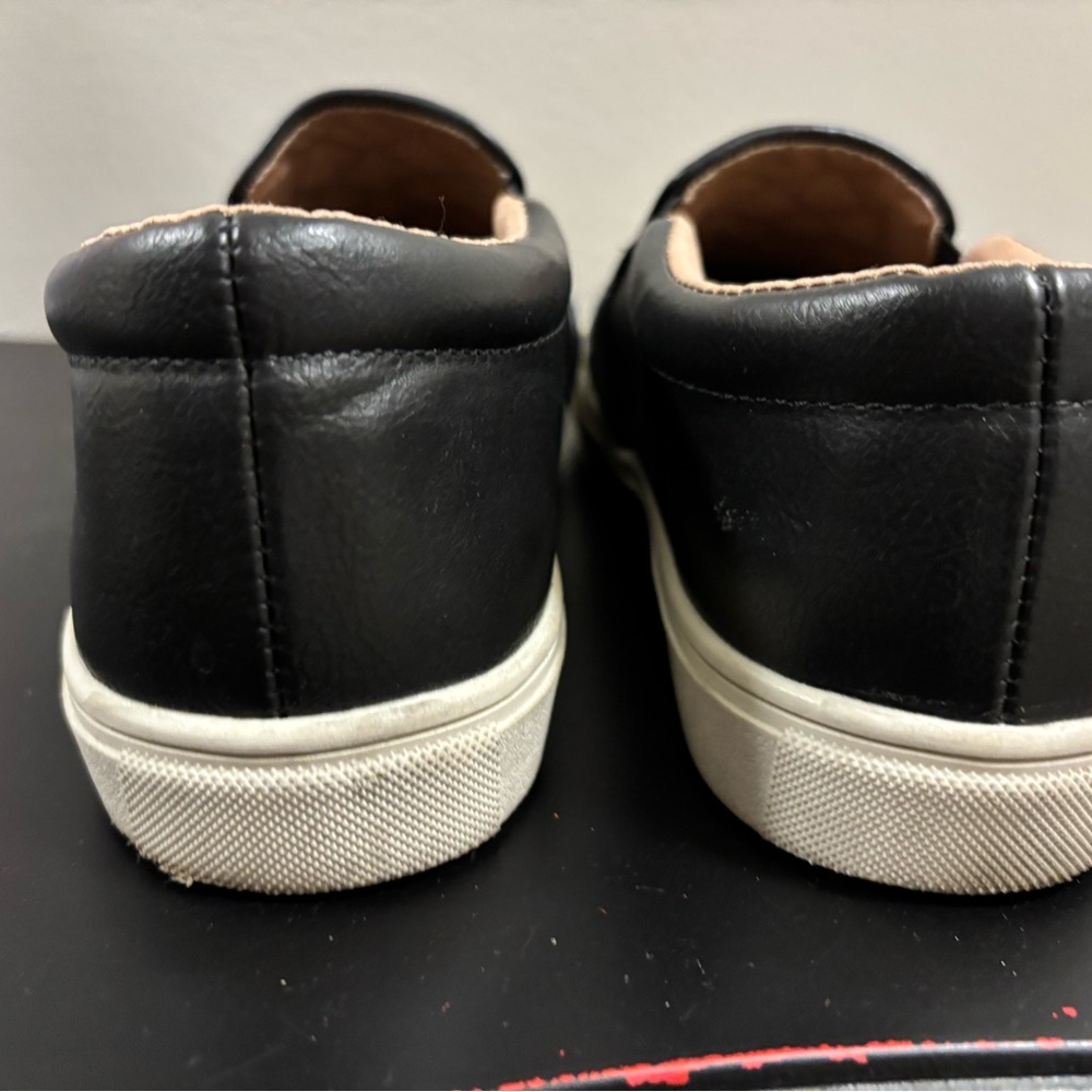 Black Quilted Slip-On Shoes - Picture 8 of 8